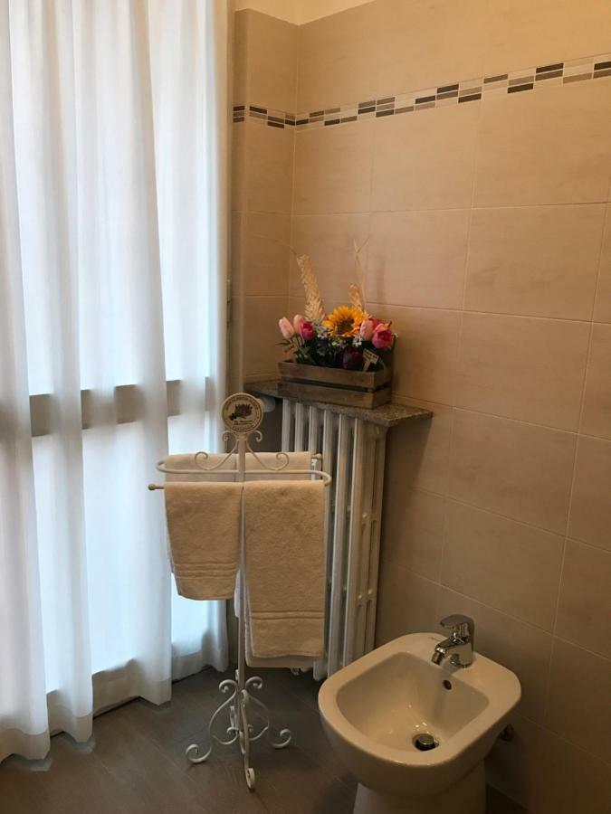 B&B Gloria Apartment Baveno Eksteriør bilde